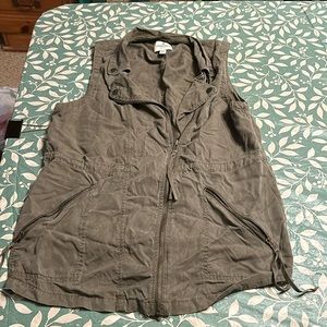 American Eagle Vest